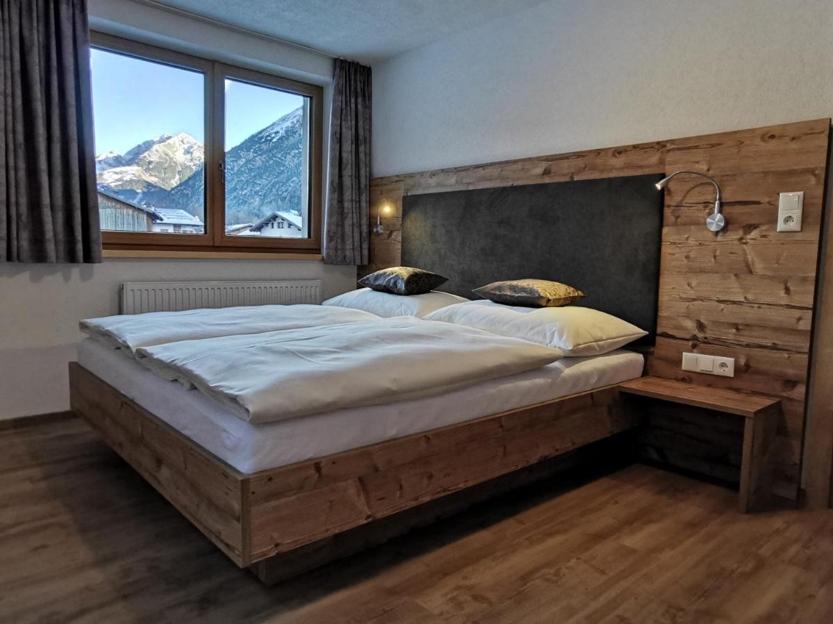 Appartement Bergfuier Holzgau Exterior photo